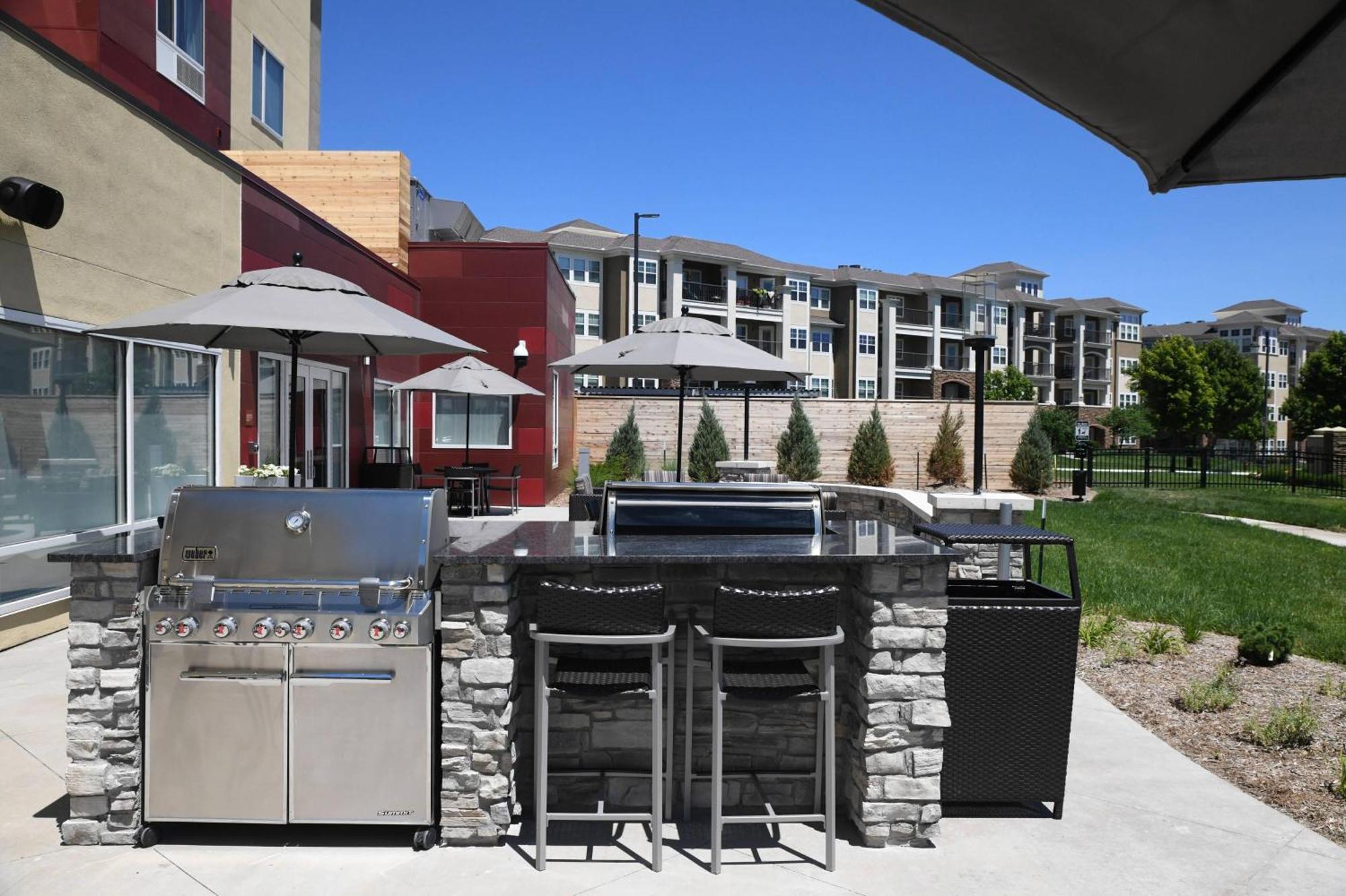 Towneplace Suites Kansas City At Briarcliff Bagian luar foto