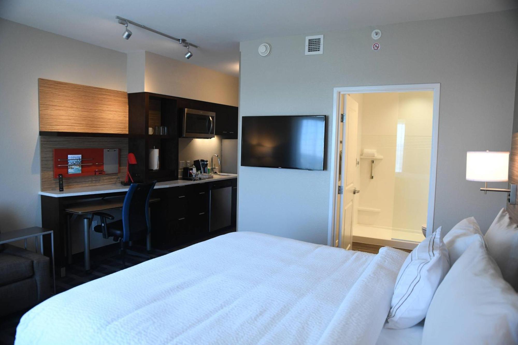 Towneplace Suites Kansas City At Briarcliff Bagian luar foto